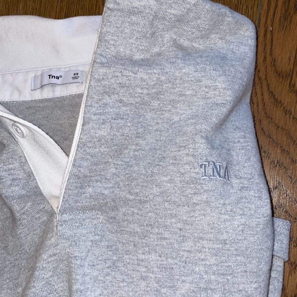 TNA collared women’s grey shirt